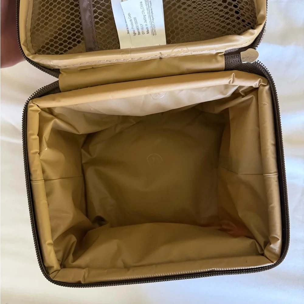 Igloo Camouflage Toiletry Bag with Orange Accents